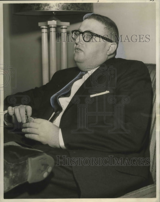 1960 Press Photo Israel Embassy - Michael Arnon, Information Services - Historic Images