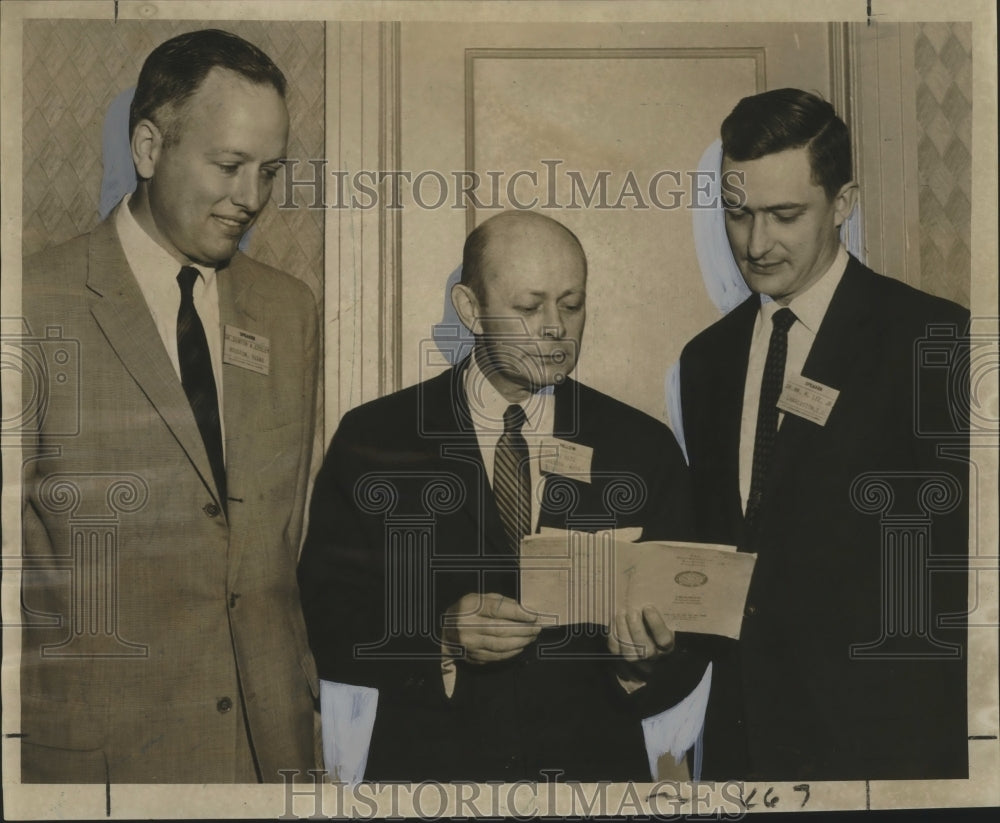 1960 Press Photo Dr. Denton Cooley, Dr. C. Artz &amp; Dr. W. Lee Jr. at a Conference - Historic Images