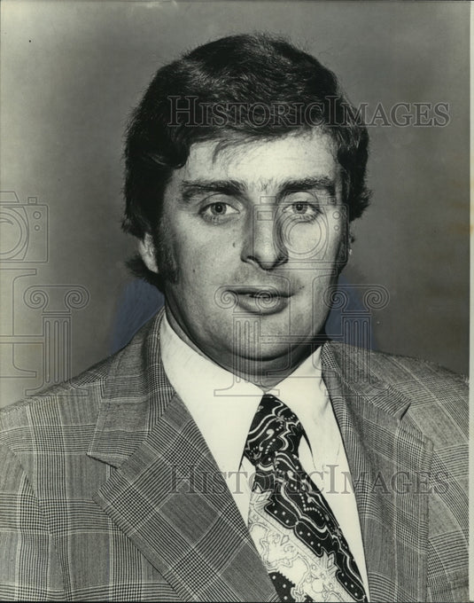 1974 Press Photo Leroy Aucoin Named Acting Asst. Chief Administrative Officer - Historic Images