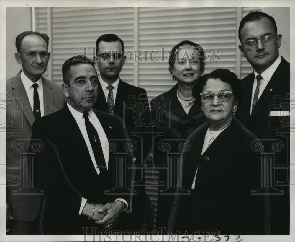 1960 Press Photo Civil Defense Leaders discuss New Orleans area evacuation plan- Historic Images