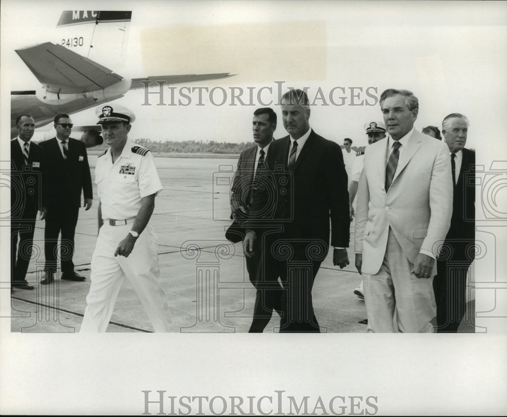 1969 Press Photo Vice President Spiro Agnew Visits the Gulf Coast - Historic Images