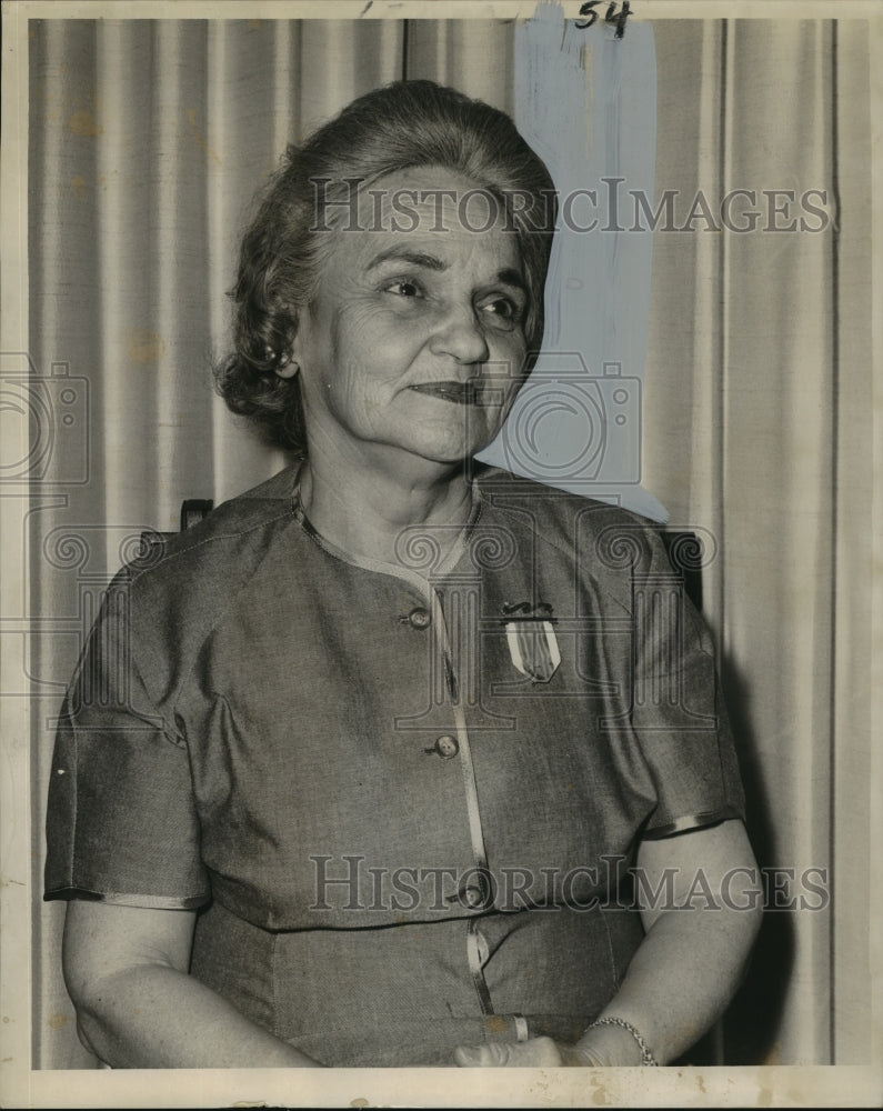 1954 Daughters of the American Revolution - Mrs. Robert Barbee - Historic Images