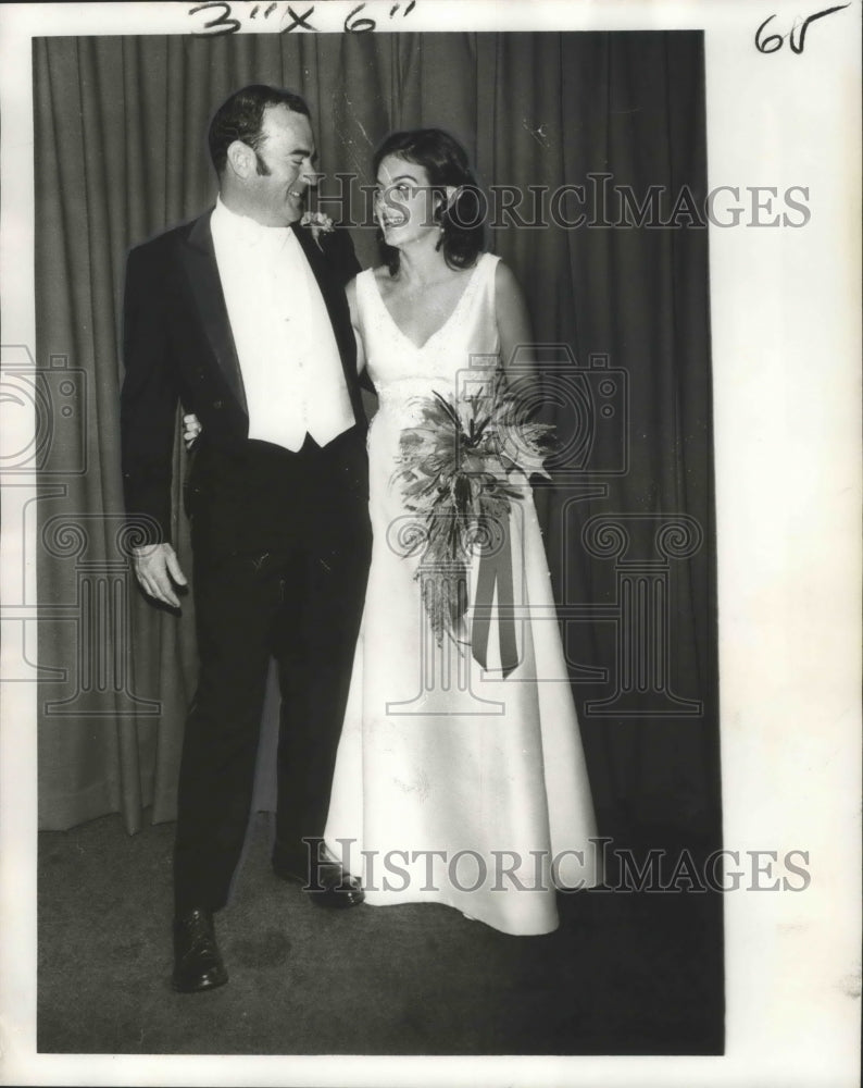 1973 Press Photo Debutante Club - Corinne Lapeyre Barry, William Gwathmey Barry - Historic Images