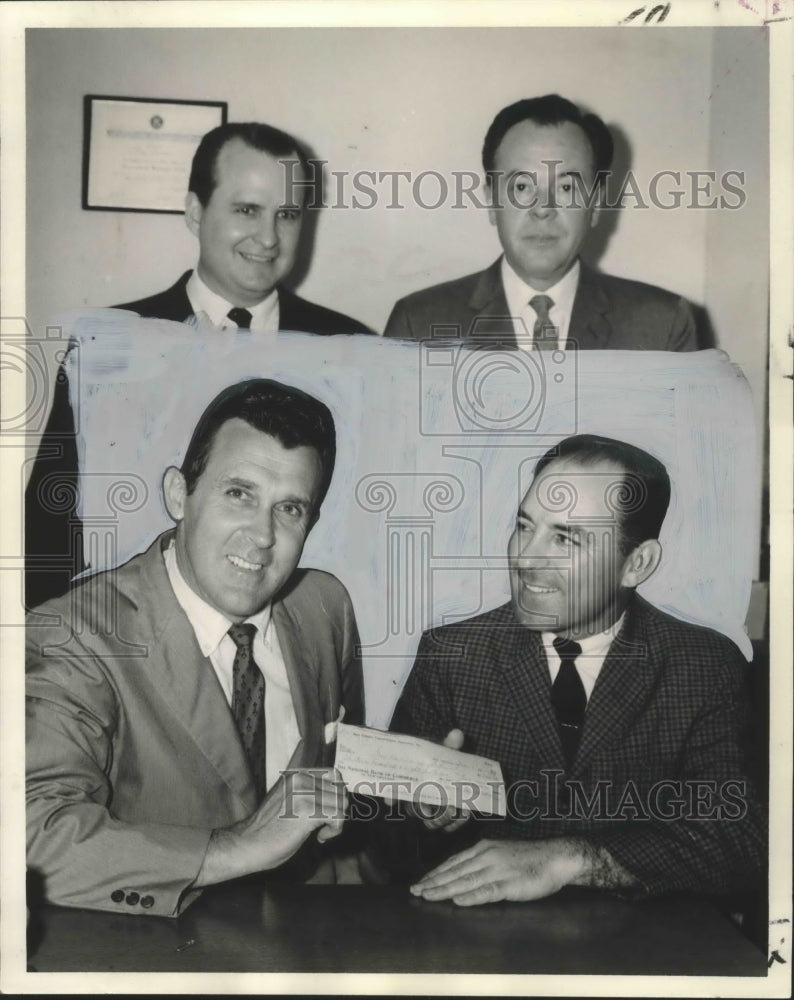 1964 Press Photo Members of Cosmetology Assoc., Gumbel Vocational School Staff - Historic Images