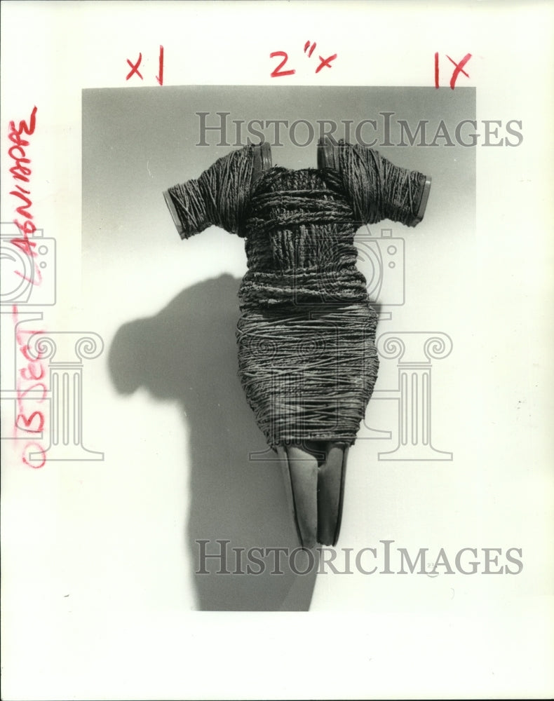 1986 Press Photo &quot;Traiteur&#39;s Object No. 23&quot; by Andrew Bascle - Historic Images