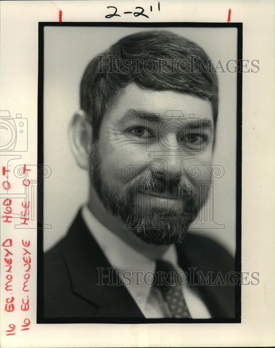 1984 Press Photo Walter B. Barlow Jr., CPA for Browne-McHardy Clinic in Metairie - Historic Images
