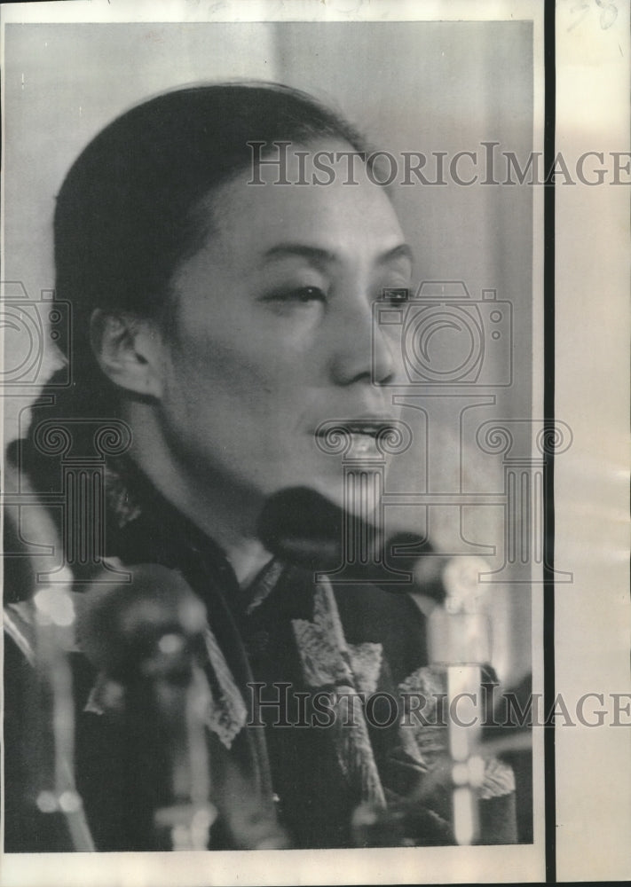 1968 Mrs. Nguyen Thi Binh, Viet Cong delegation leader in Paris - Historic Images