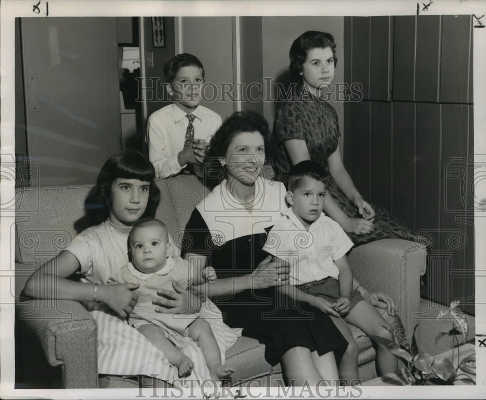 1958 Mrs. Bowes with her five children - Historic Images