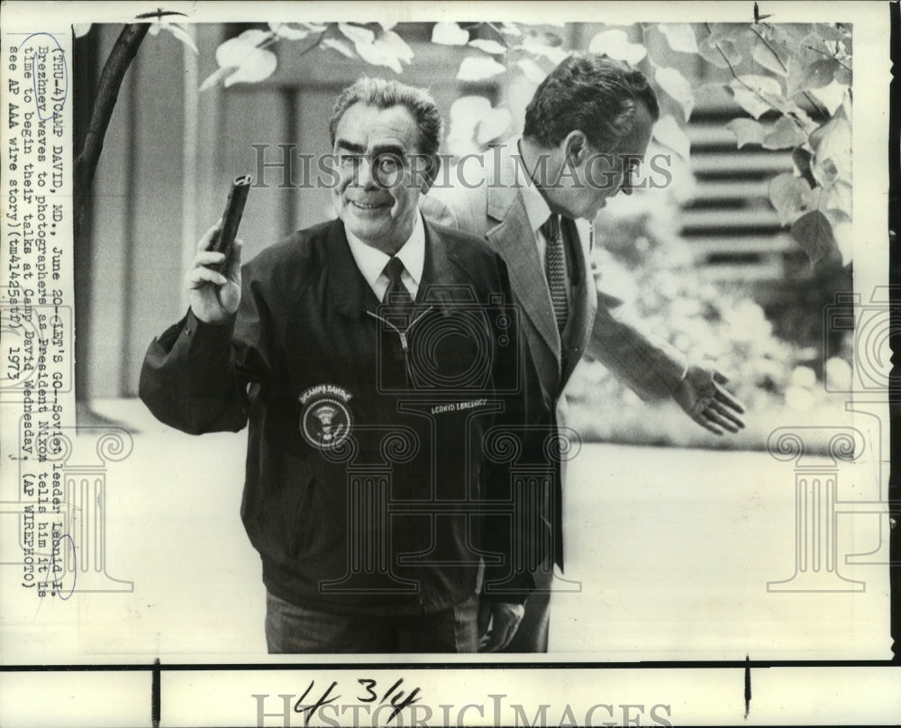 1973 Soviet leader Leonid Brezhnev and President Nixon - Historic Images