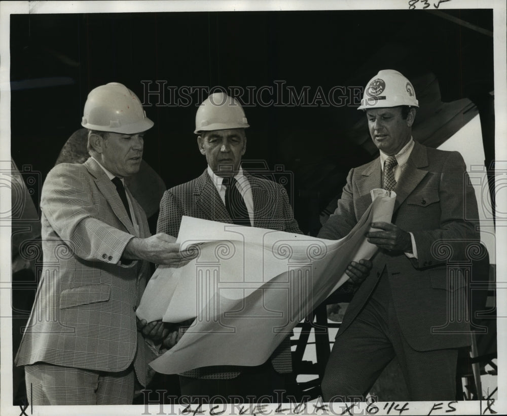 1974 Tidewater Marine officials study plans to build 10 vessels - Historic Images