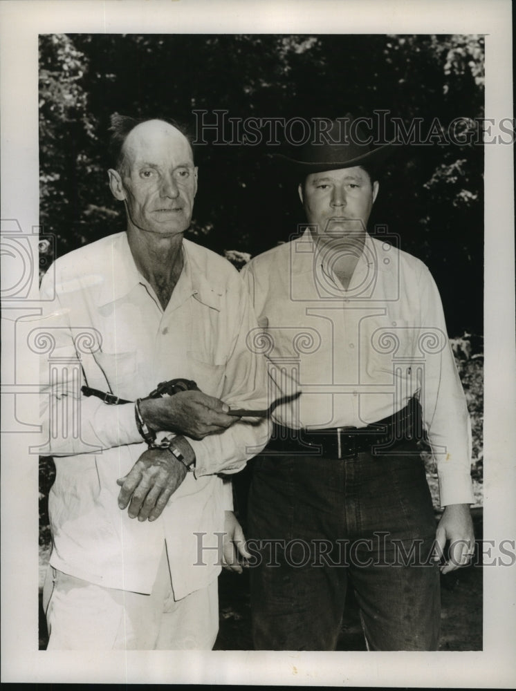 1955 Press Photo Willie Lee Buckley Arrested for Marijuana Possession, Marrero - Historic Images