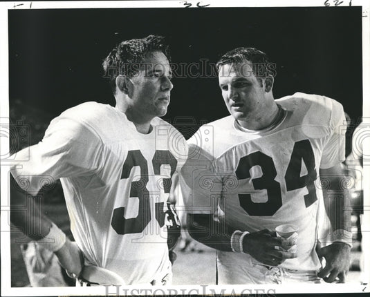 1968 Baseball players Bill Burnett & Bruce Maxwell during game - Historic Images