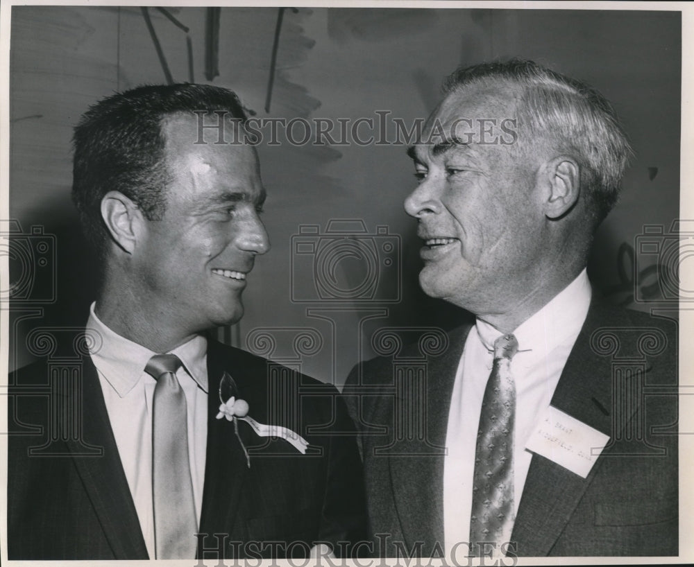 1963 Press Photo Scott Carpenter with Arthur Brant at Society of Geophysicists-Historic Images