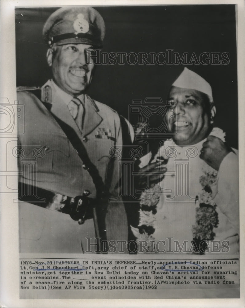 1962 Press Photo Indian Officials Lieutenant General Chaudhuri and Y. B. Chavan- Historic Images