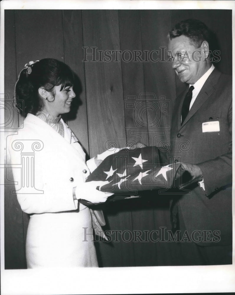 1968 Kenics Center&#39;s Janice B. Clayton, Director &amp; Hon.T. Hale Boggs - Historic Images