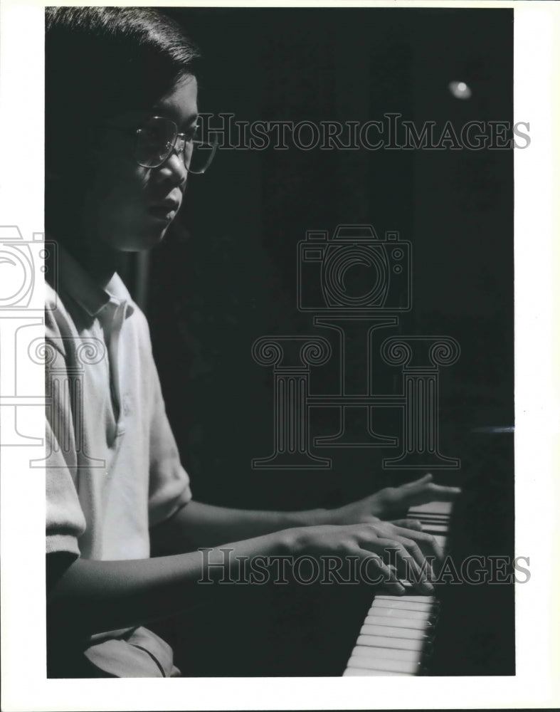 1990 Johathan Chiu Practices Piano During a Lesson - Historic Images