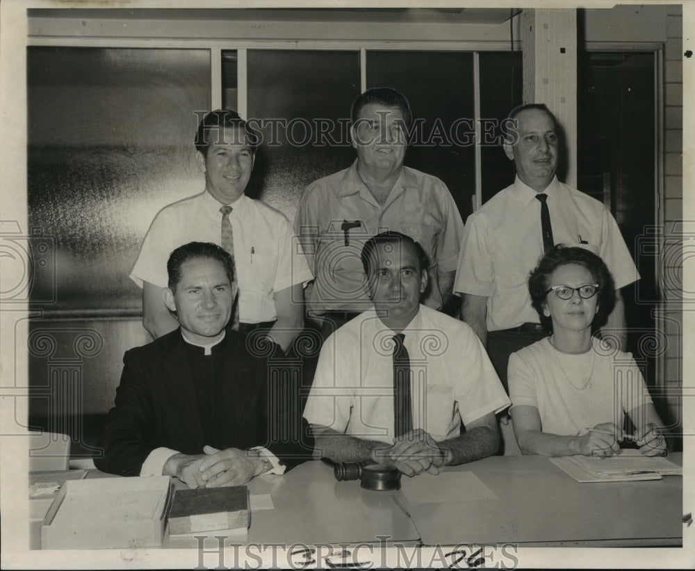 1968 Press Photo Joseph Comardelle and Archbishop Shaw High School Booster Club - Historic Images