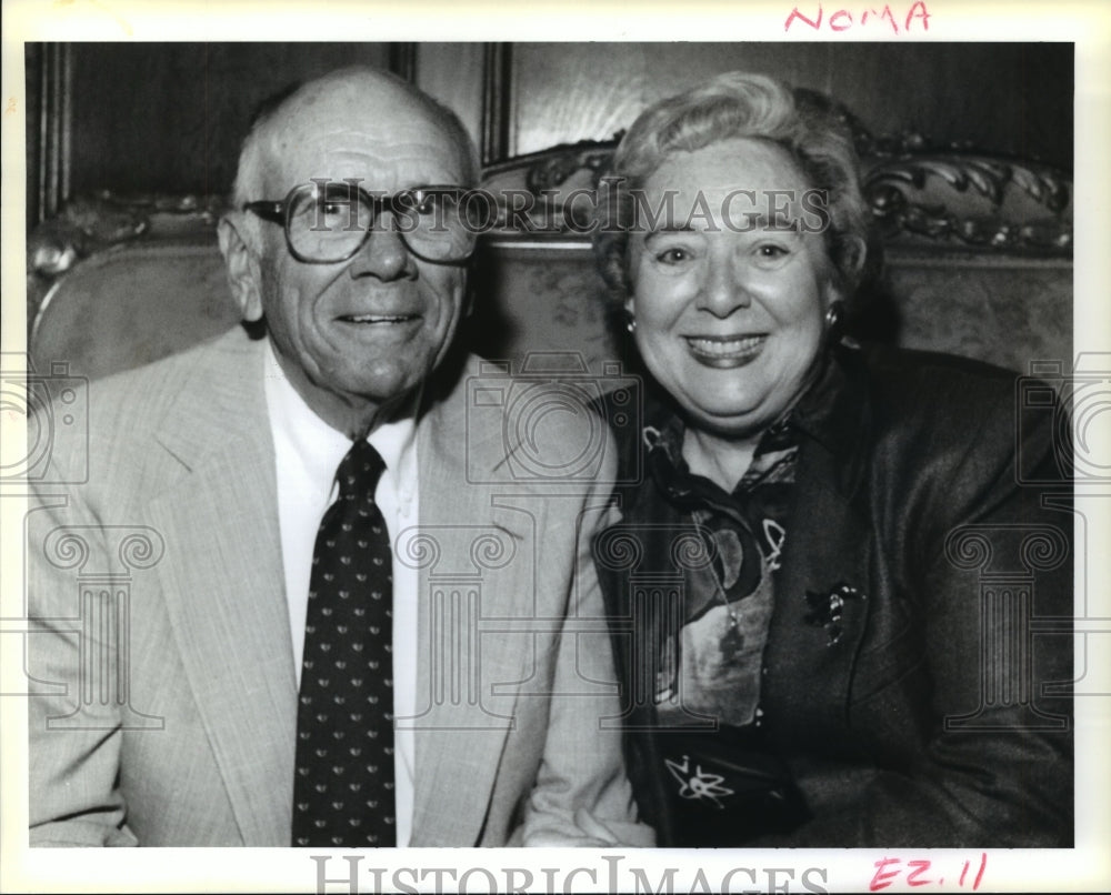 1993 Press Photo Doctor Jack and Marjorie Colomb at Donor Party - noa70869 - Historic Images