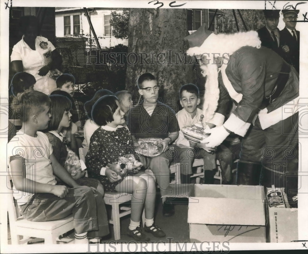 1966 Children at Louise S. Davis School with Santa Claus at Party - Historic Images