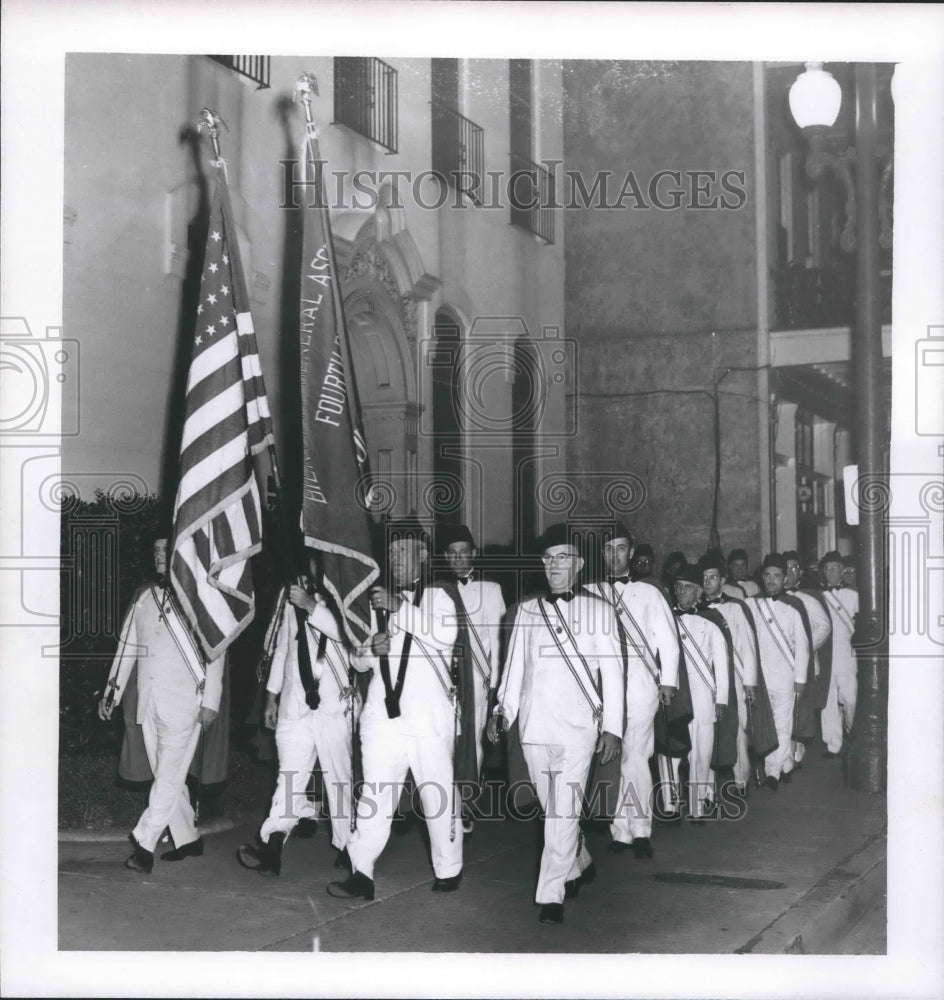 1955 Color Guard, Knights of Columbus, march into St. Patrick&#39;s - Historic Images