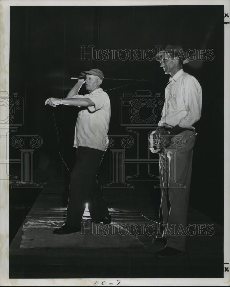 1951 Carl Hulseman whips line at Crescent City Fly Casting contest - Historic Images