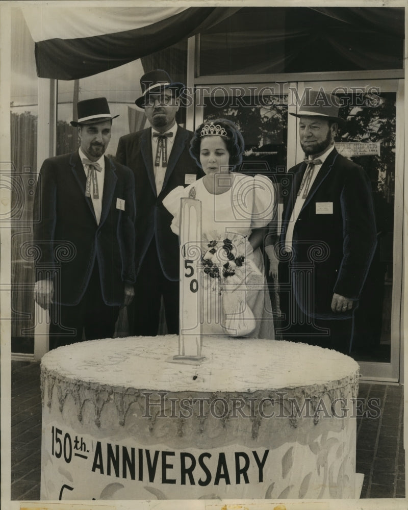 1963 Press Photo Covington Louisiana Officianls at 150th Anniversary Celebration-Historic Images