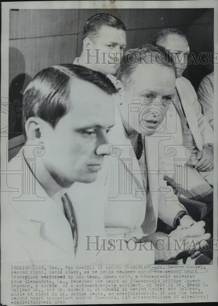 1968 Press Photo Doctor Denton Cooley and Team after Second Heart Transplant - Historic Images