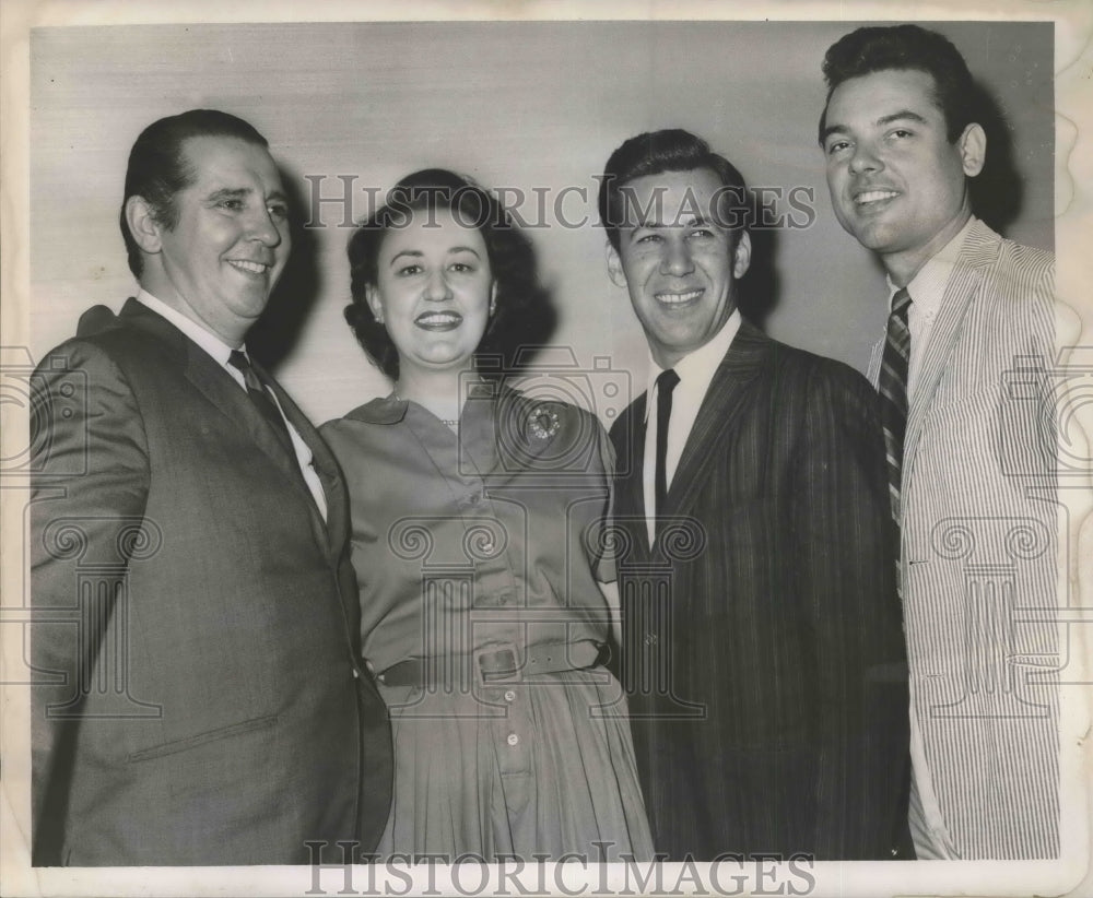 1963 Press Photo Richard Verreau, Marietta Muhs Cosenza, with Others at Event - Historic Images