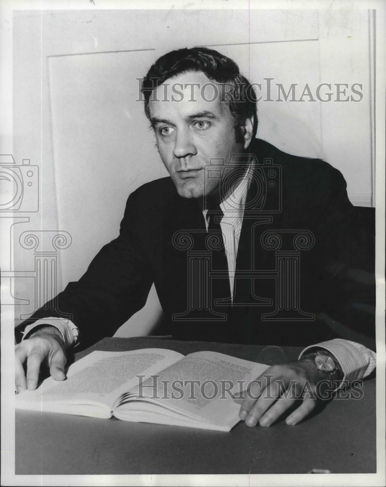 1969 Press Photo Professor Harvey C. Couch wants Liberal Divorce Laws - Historic Images