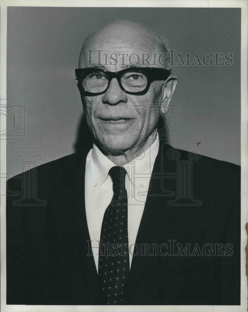 1967 Press Photo Robert Craig, Retired Officer of New Orleans Cotton Exchange-Historic Images