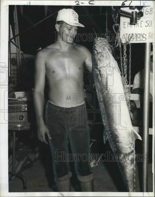 1968 Press Photo Ray Cox of Independence broke state record with King Mackerel - Historic Images