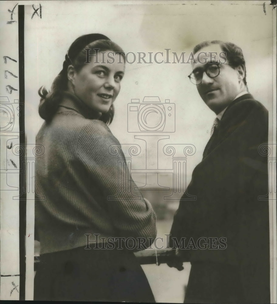 1957 Miss Sarah Cornelia Spencer Churchill and James Colin Crewe - Historic Images