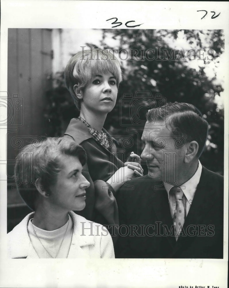 1969 Actors Joyce Trotter, Sydney Palmisane &amp; Robert Crane - Historic Images