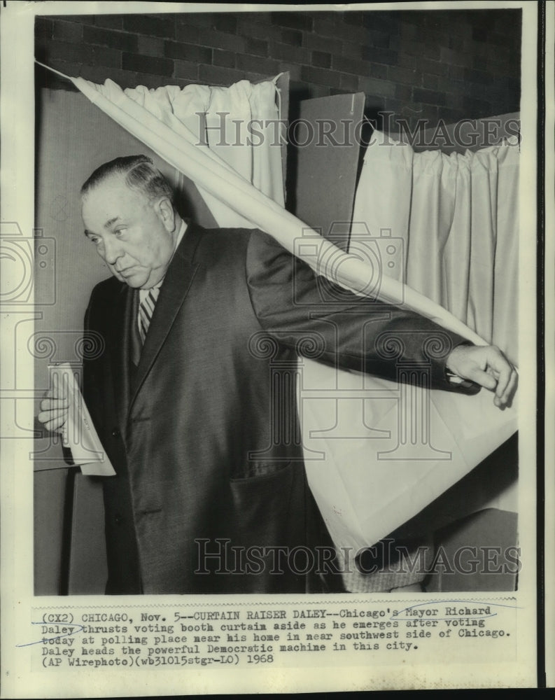 1968 Press Photo Chicago Mayor Richard Daley emerges from booth after voting - Historic Images