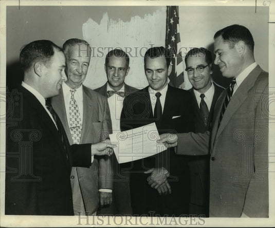 1954 Fernando Cuquet, Jr., FBI, presents appreciation of service - Historic Images