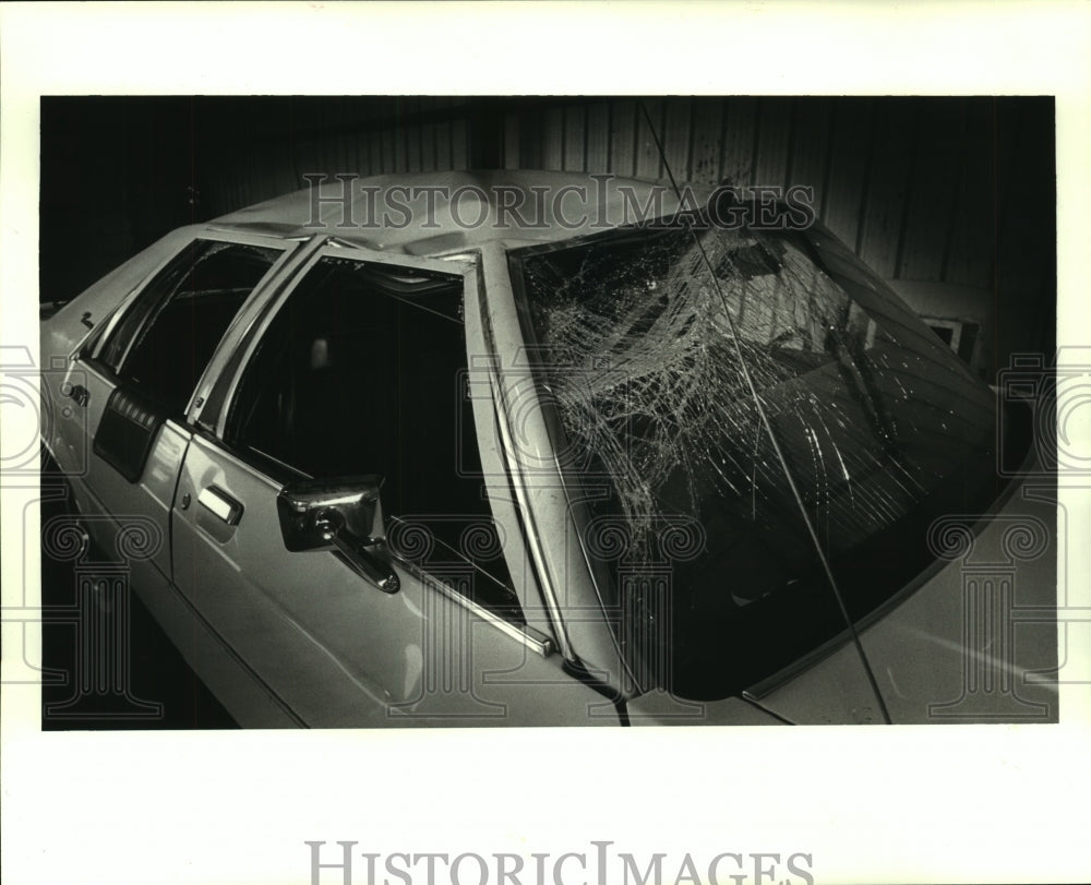 1987 Press Photo Juror Nunzio Cusimano&#39;s car after it rolled it earlier this wee-Historic Images