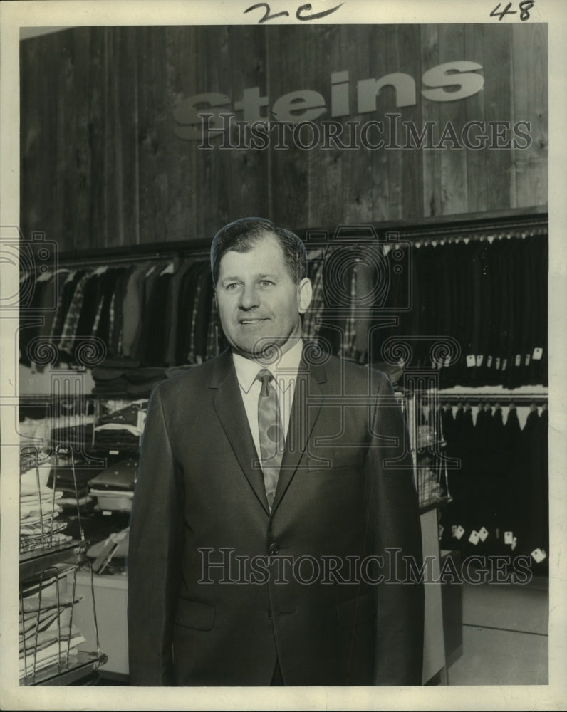 1966 Warren Couvillion, manager, Steins' in Oakwood Shopping Center - Historic Images