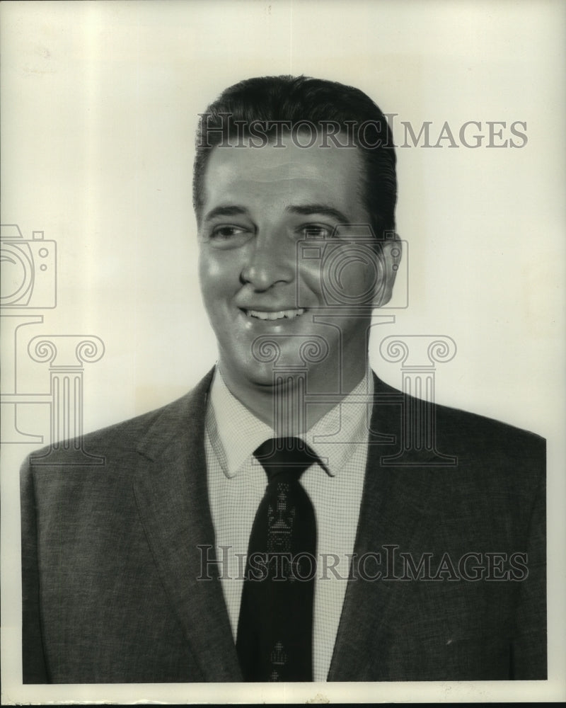 1967 Press Photo Lawrence F. D&#39;Antoni, City Sales Manager, Jackson Brewing - Historic Images