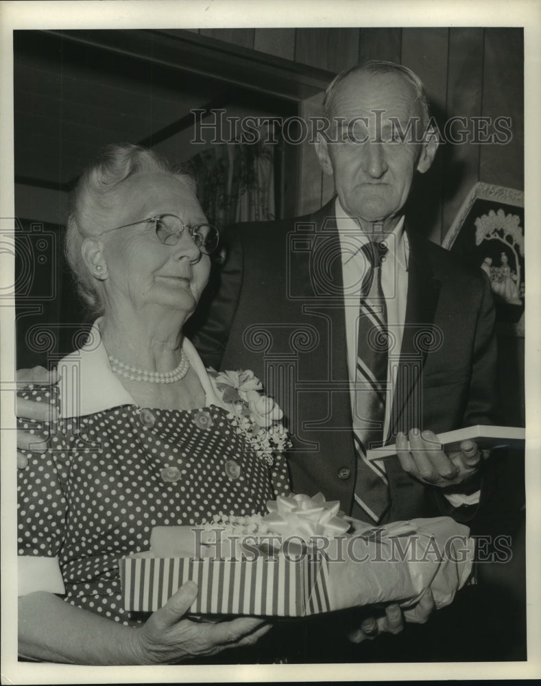 1968 Press Photo Mr. &amp; Mrs. Richard Hooper celebrate 50th wedding anniversary - Historic Images