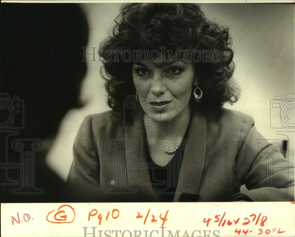 1980 Press Photo Rebekah Davidson, Co-Ed Body Language Expert - noa83672 - Historic Images