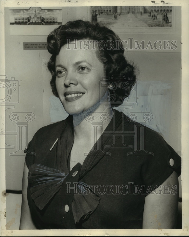 1959 Press Photo Mrs. Arthur Q. Davis, President of The Friends of the Cabildo - Historic Images