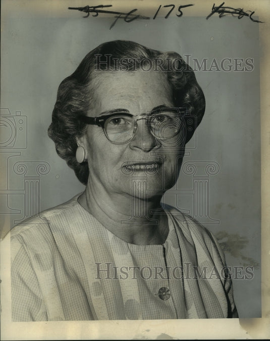 1965 Press Photo Mrs. Duval Davenport, senior regent of Women of the Moose - Historic Images