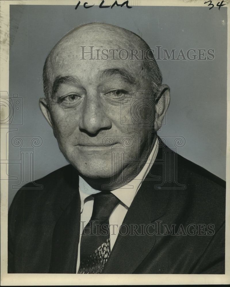 1964 Press Photo Joseph Daroff, president of a Botany suits company - noa84562 - Historic Images