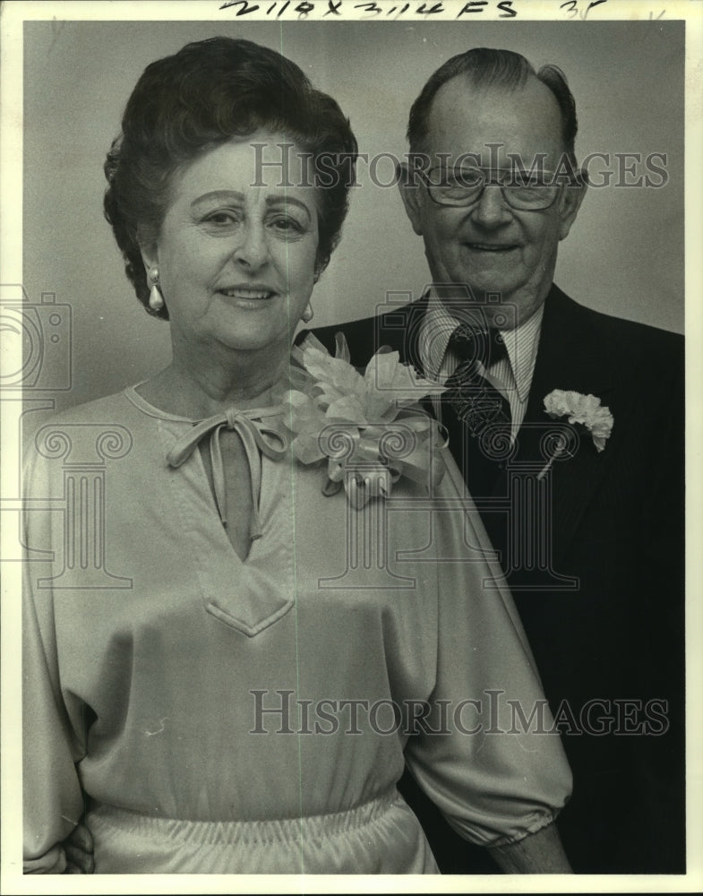 1979 Press Photo Mr. and Mrs. Oscar C. Dauenhauer at Golden Wedding Anniversary - Historic Images