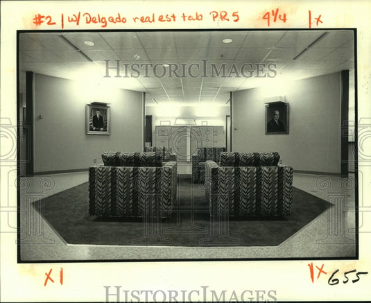 1982 Press Photo Inside Issac Delgado Community College administration building - Historic Images