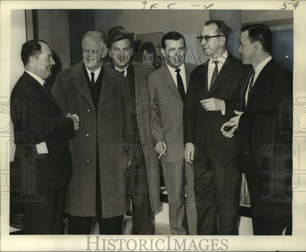 1965 Press Photo Czechoslovakian Chamber of Commerce officials in New Orleans - Historic Images