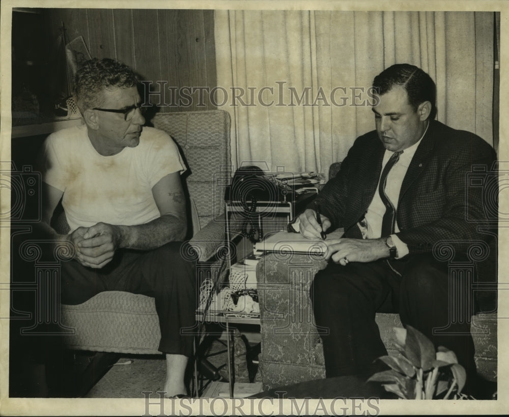 1967 Detective Sargeant Nick Machecka questions Stanley Dawson-Historic Images