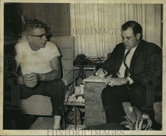 1967 Detective Sargeant Nick Machecka questions Stanley Dawson-Historic Images