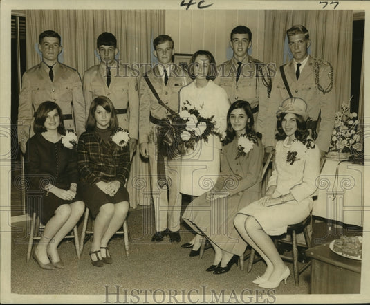 1965 Press Photo Members of the New Orleans Academy Homecoming Court- Honored - Historic Images