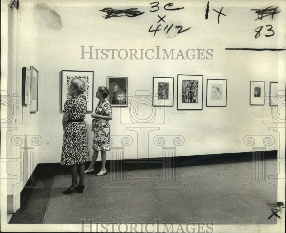 1973 New graphics gallery opens at Delgado Museum - Historic Images